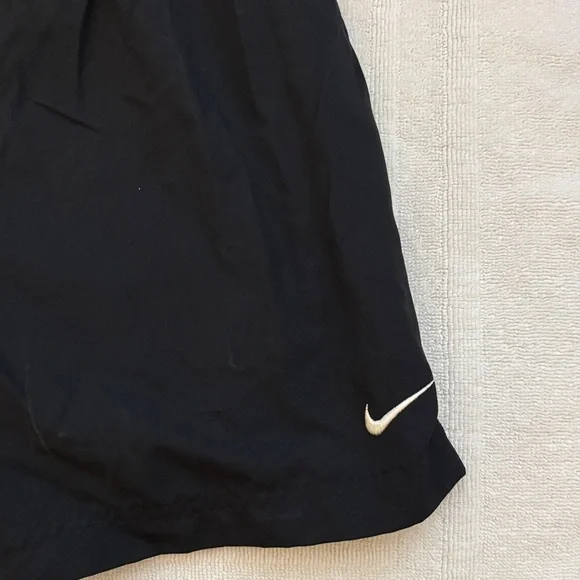 Vintage Nike Women's Black Athletic Shorts - Picture 2 of 6